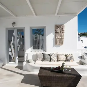 jonaz-rooms-suites.hotels-in-mykonosisland.net/